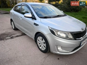 Авто KIA Rio 2013 № 8713666