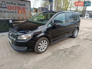 Авто Volkswagen Touran 2011 № 8713832