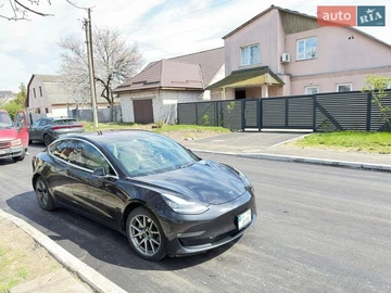 Авто Tesla Model 3 2018 № 8713888
