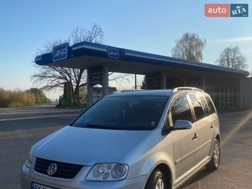 Авто Volkswagen Touran 2004 № 8713977