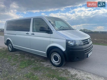 Авто Volkswagen Transporter 2015 № 8714106