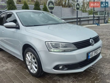 Авто Volkswagen Jetta 2012 № 8714232