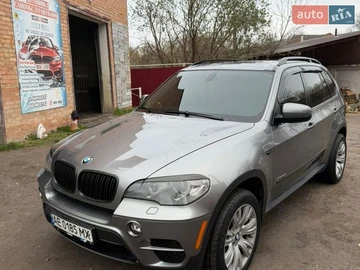 Авто BMW X5 2011 № 8714384