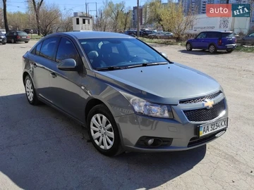Авто Chevrolet Cruze 2011 № 8714427
