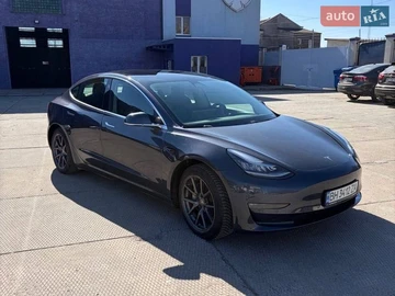 Авто Tesla Model 3 2019 № 8714833