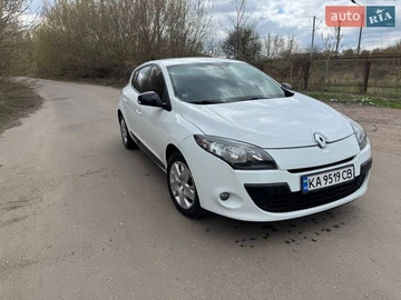 Авто Renault Megane 2011 № 8715031
