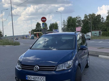 Авто Volkswagen Touran 2011 № 8715044