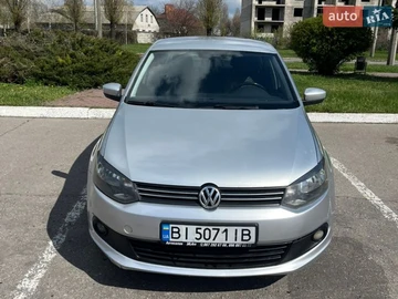 Авто Volkswagen Polo 2012 № 8715423