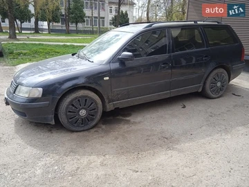 Авто Volkswagen Passat 1999 № 8715664