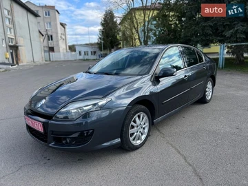Авто Renault Laguna 2011 № 8715848