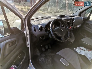Авто Peugeot Partner 2017 № 8715865