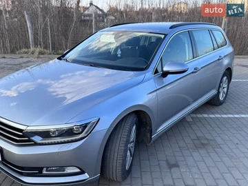 Авто Volkswagen Passat 2017 № 8715915