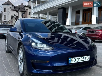 Авто Tesla Model 3 2023 № 8716103