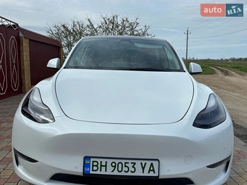 Авто Tesla Model Y 2022 № 8716107
