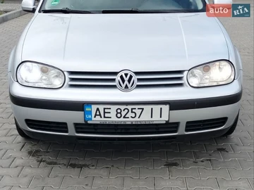Авто Volkswagen Golf 2002 № 8716297