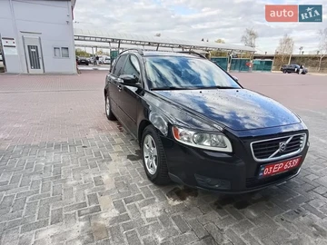 Авто Volvo V50 2009 № 8716317