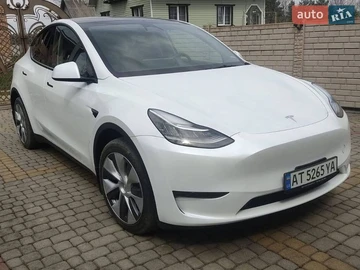 Авто Tesla Model Y 2023 № 8716747
