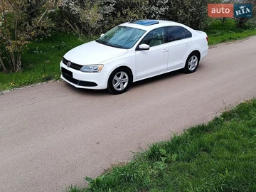 Авто Volkswagen Jetta 2013 № 8716977