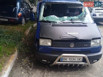 Авто Volkswagen Transporter 2003 № 8717016