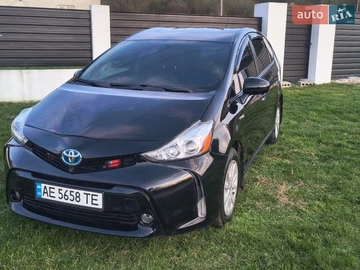 Авто Toyota Prius V 2015 № 8717067