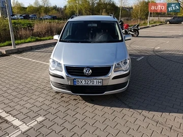 Авто Volkswagen Touran 2006 № 8717124