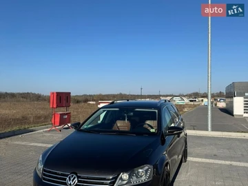 Авто Volkswagen Passat 2011 № 8717297