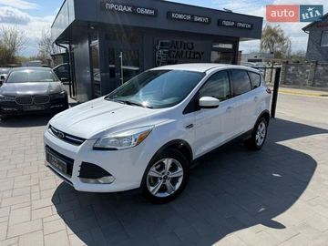 Авто Ford Escape 2015 № 8717468