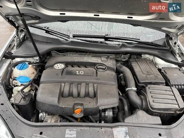 Авто Volkswagen Golf 2005 № 8717587