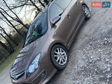 Авто Hyundai I30 2012 № 8717591