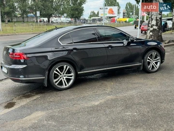 Авто Volkswagen Passat 2018 № 8717693