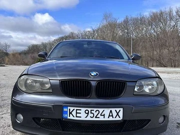 Авто BMW 1 Series 2004 № 8717870