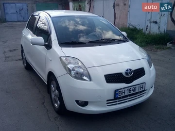 Авто Toyota Yaris 2007 № 8717874