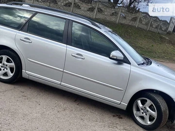 Авто Volvo V50 2011 № 8717963