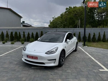 Авто Tesla Model 3 2020 № 8718166