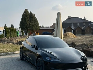 Авто Tesla Model 3 2024 № 8718181