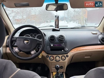 Авто Chevrolet Aveo 2008 № 8718349