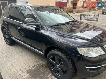 Авто Volkswagen Touareg 2007 № 8718556