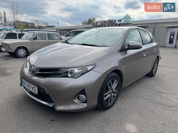 Авто Toyota Auris 2014 № 8718577