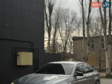 Авто BMW 5 Series 2010 № 8718588