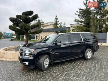 Авто Chevrolet Suburban 2016 № 8718639