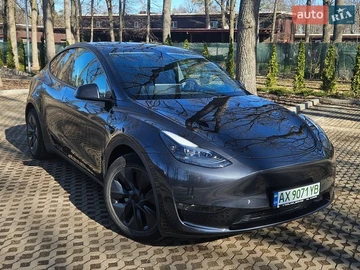 Авто Tesla Model Y 2024 № 8718644