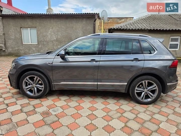 Авто Volkswagen Tiguan 2019 № 8718768