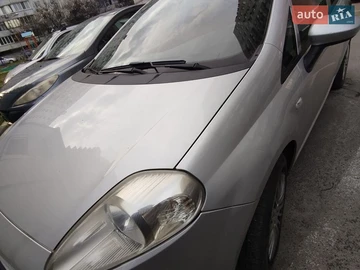 Авто Fiat Grande Punto 2010 № 8718823