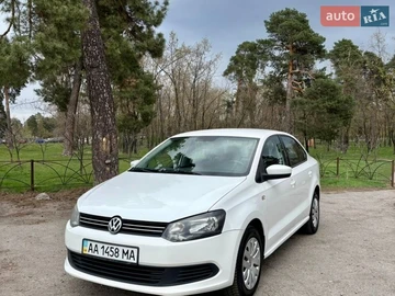 Авто Volkswagen Polo 2011 № 8718841