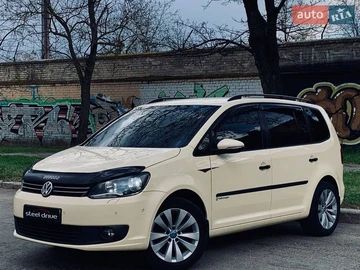 Авто Volkswagen Touran 2015 № 8719024
