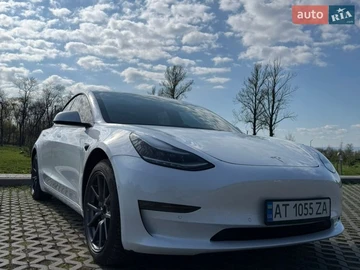 Авто Tesla Model 3 2019 № 8719027