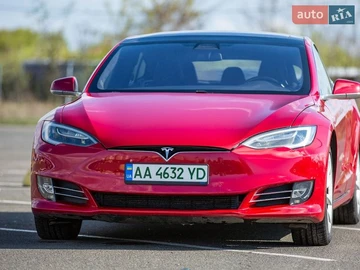 Авто Tesla Model S 2018 № 8719195