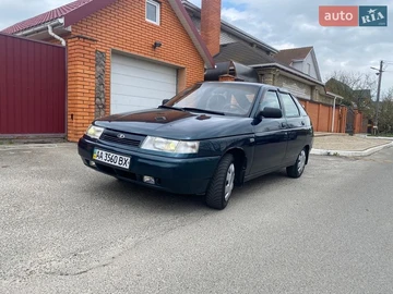 Авто ВАЗ 2112 2006 № 8719399