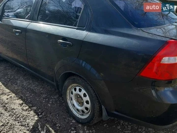 Авто Chevrolet Aveo 2007 № 8719456