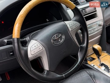 Авто Toyota Camry 2006 № 8719666